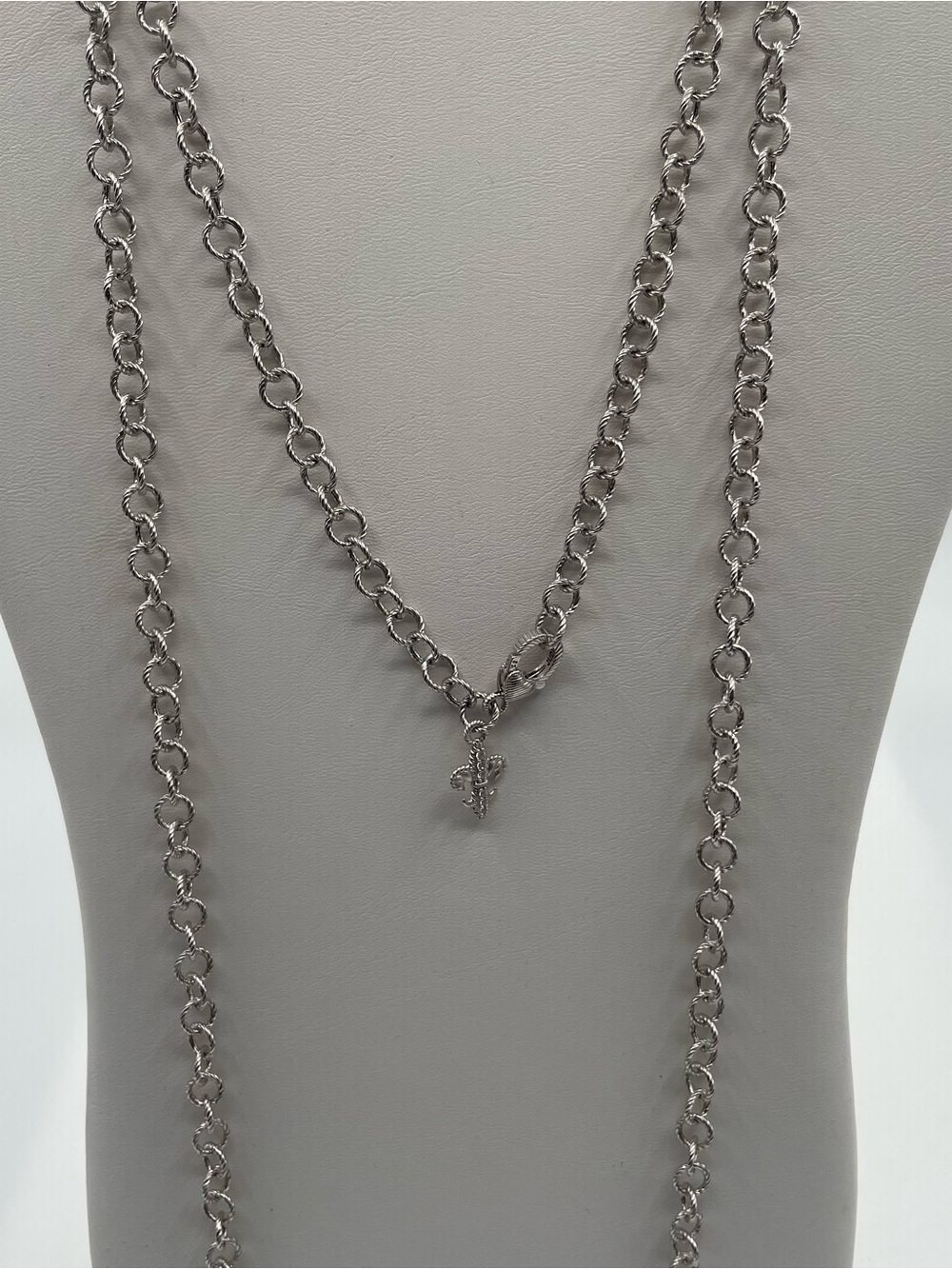 Marked Judith Ripka Italy 925 26” Cable Chain Necklace with Fleur Charm.
